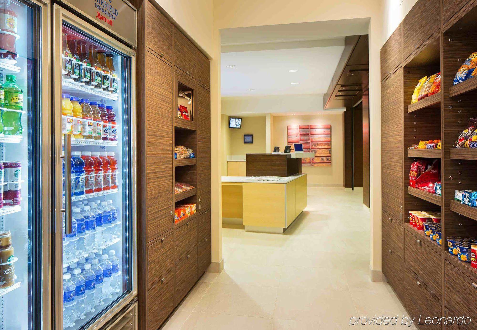Fairfield Inn & Suites By Marriott Calgary Downtown Esterno foto